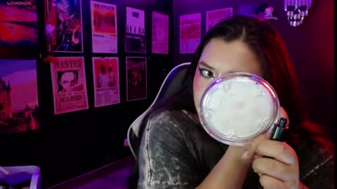 Snapshot of raven_darkk chatting on April 28, 2026, 10:04 pm Raven online show from April 28, 2026, 10:04 pm
