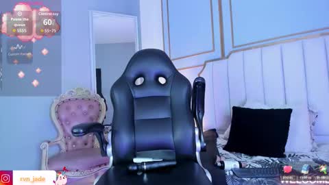 Snapshot of raven_jade_ chatting on September 16, 2025, 4:02 am raven_jade_ online show from September 16, 2025, 4:02 am