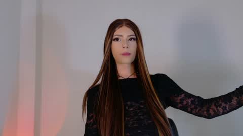 Isaindepent model online show from July 11, 2026, 8:17 am