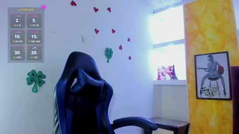 Snapshot of raven_rouge chatting on April 18, 2026, 1:04 pm gata online show from April 18, 2026, 1:04 pm