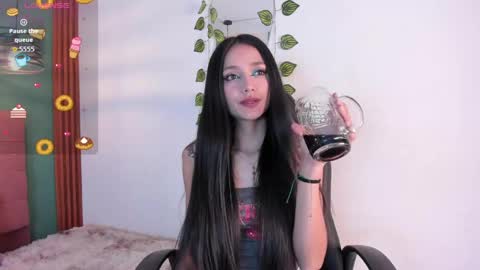 Snapshot of raven_smith_ chatting on May 15, 2026, 7:04 am raven_smith_ online show from May 15, 2026, 7:04 am