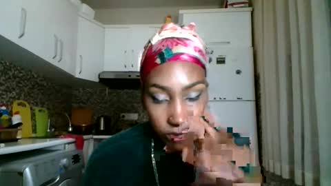 ravenbby online show from May 8, 2026, 7:41 pm