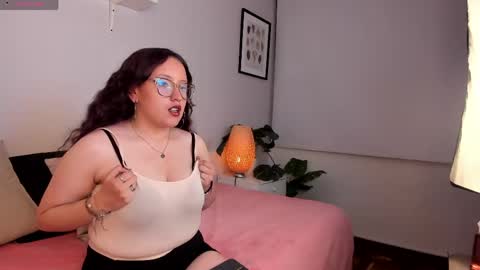 Snapshot of ravenroth_ chatting on April 15, 2026, 3:57 am Raven online show from April 15, 2026, 3:57 am