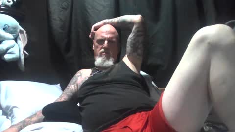 ravens18816981 online show from September 28, 2025, 7:25 am