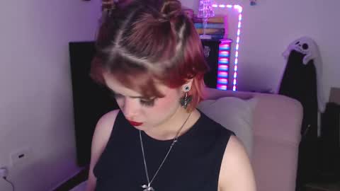 Snapshot of raventh_ chatting on February 18, 2025, 11:41 pm raventh_ online show from February 18, 2025, 11:41 pm