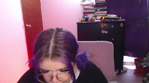 Snapshot of raventh_ chatting on September 12, 2025, 3:56 pm raventh_ online show from September 12, 2025, 3:56 pm