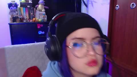 Snapshot of raventh_ chatting on September 25, 2025, 10:46 pm raventh_ online show from September 25, 2025, 10:46 pm