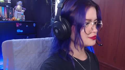 Snapshot of raventh_ chatting on September 27, 2025, 6:13 pm raventh_ online show from September 27, 2025, 6:13 pm