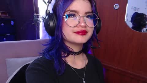 Snapshot of raventh_ chatting on October 9, 2025, 2:48 pm raventh_ online show from October 9, 2025, 2:48 pm