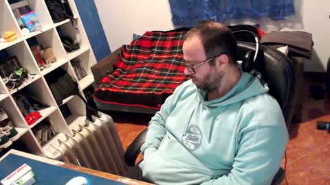 ravingr3d3 online show from February 1, 2025, 9:51 pm