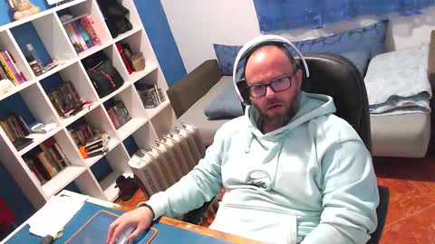 ravingr3d3 online show from March 1, 2026, 8:00 pm