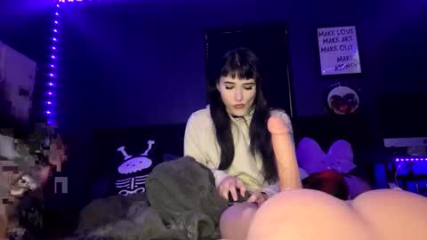 Ravyn and Nyx online show from December 20, 2025, 3:35 am