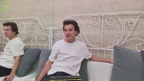 JESSEE online show from September 23, 2025, 8:12 pm