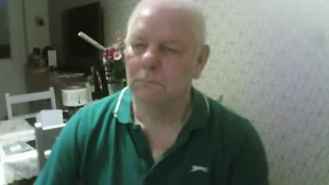 ray47 online show from December 17, 2025, 4:35 pm