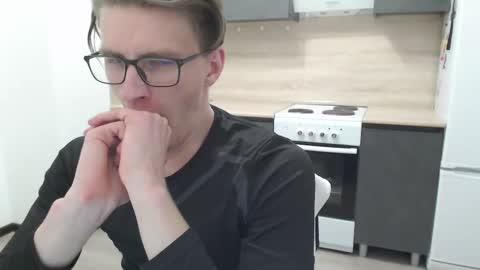 Snapshot of ray_booy chatting on January 25, 2025, 6:02 pm Ray Booy online show from January 25, 2025, 6:02 pm