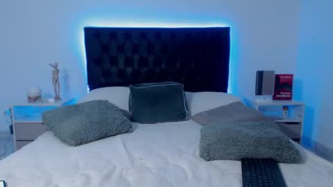 Ray online show from December 14, 2025, 11:09 pm