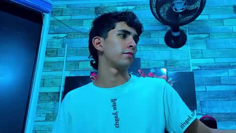 Snapshot of rayan_black chatting on December 15, 2024, 11:55 am rayan_black online show from December 15, 2024, 11:55 am