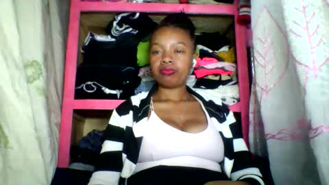 Snapshot of rayana_69 chatting on May 15, 2026, 11:12 pm rayana_69 online show from May 15, 2026, 11:12 pm