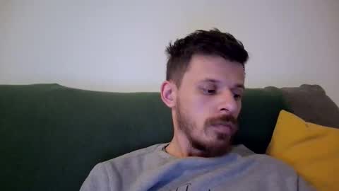 Snapshot of rayann27 chatting on May 28, 2026, 7:00 pm rayan online show from May 28, 2026, 7:00 pm