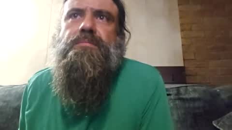 Snapshot of raybob252000 chatting on September 16, 2025, 2:23 am raybob252000 online show from September 16, 2025, 2:23 am