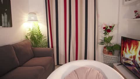 Raychell Black  online show from March 28, 2026, 3:11 pm