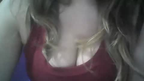 rayday_ online show from October 10, 2025, 9:36 pm