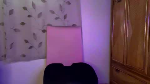 Snapshot of rayemillian chatting on May 14, 2026, 3:41 pm Raye Millian online show from May 14, 2026, 3:41 pm