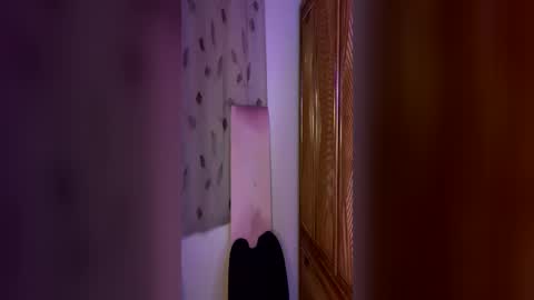 Snapshot of rayemillian chatting on June 14, 2026, 4:03 am Raye Millian online show from June 14, 2026, 4:03 am