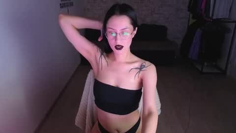 see u next time  0300 UTC 0 online show from October 17, 2025, 8:17 am