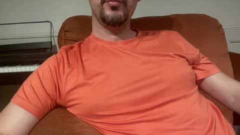 Snapshot of rayos789 chatting on April 30, 2026, 3:02 am rayos789 online show from April 30, 2026, 3:02 am