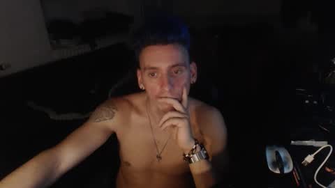 Snapshot of rayzel31 chatting on November 3, 2025, 11:59 pm Rayzel online show from November 3, 2025, 11:59 pm