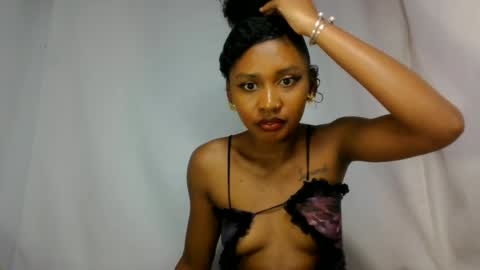 Snapshot of razafindrasoa chatting on June 14, 2026, 10:28 am razafindrasoa online show from June 14, 2026, 10:28 am