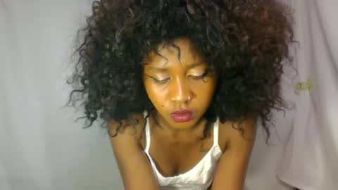 Snapshot of razafindrasoa chatting on June 28, 2026, 5:30 pm razafindrasoa online show from June 28, 2026, 5:30 pm