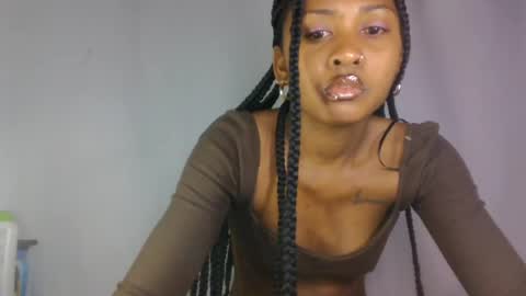 Snapshot of razafindrasoa chatting on July 12, 2026, 12:45 am razafindrasoa online show from July 12, 2026, 12:45 am