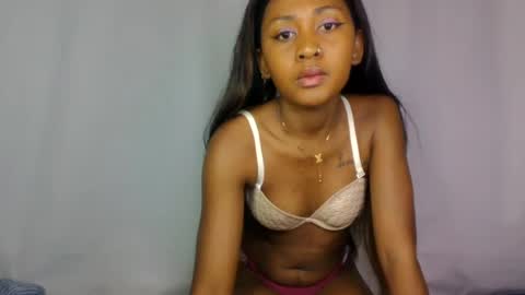 Snapshot of razafindrasoa chatting on July 20, 2026, 8:11 pm razafindrasoa online show from July 20, 2026, 8:11 pm