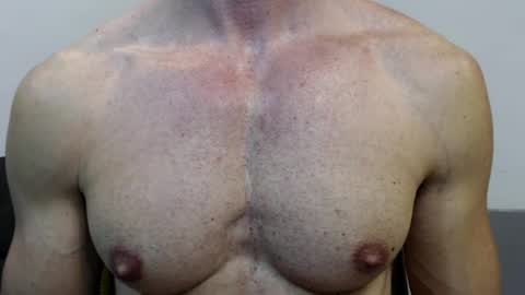 razorramon13 online show from December 9, 2024, 11:47 am