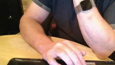 Snapshot of rdrew chatting on October 14, 2025, 8:09 pm rdrew online show from October 14, 2025, 8:09 pm