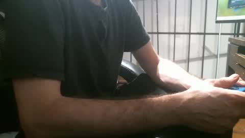 Snapshot of rdyforitall chatting on October 16, 2025, 7:09 am Mr Nice online show from October 16, 2025, 7:09 am