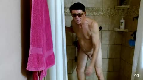 Snapshot of ready4aride2day chatting on December 15, 2024, 10:28 am ready4aride2day online show from December 15, 2024, 10:28 am