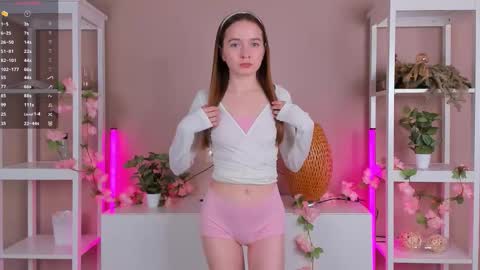 Sandy online show from October 18, 2025, 3:09 am