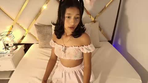 Snapshot of real_doncella_pussy chatting on July 3, 2026, 10:54 am DONCELLA online show from July 3, 2026, 10:54 am