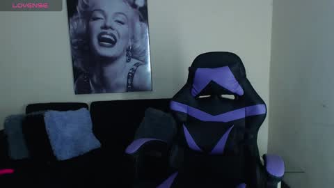 Cattleya Exposito  online show from December 4, 2024, 1:36 am