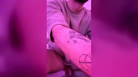 realdeal2000 online show from April 19, 2026, 12:54 am