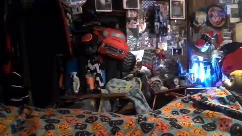 reallyredrum69 online show from September 9, 2025, 5:29 am