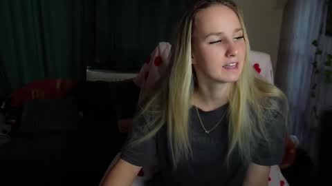 IG realmiagold online show from February 27, 2025, 9:32 am