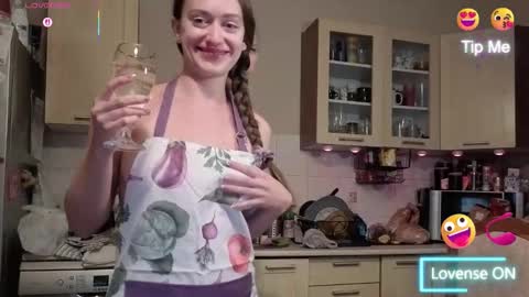 IG realmiagold online show from October 8, 2025, 6:38 pm