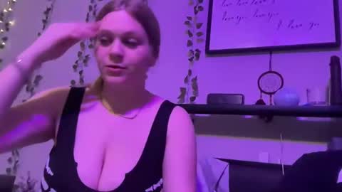 Snapshot of realpurp_ chatting on January 9, 2025, 7:52 am Preston Stella online show from January 9, 2025, 7:52 am