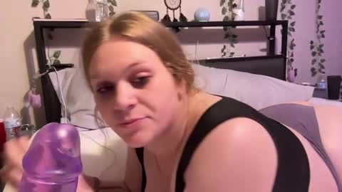 Snapshot of realpurp_ chatting on January 14, 2025, 11:27 pm Preston Stella online show from January 14, 2025, 11:27 pm