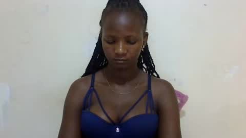 queen online show from March 6, 2025, 6:41 am