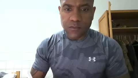 Rey online show from April 1, 2026, 4:48 pm